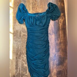 windsor tight fitted dress in green